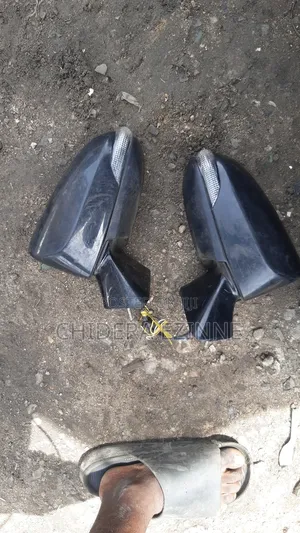 Toyota Venza Side Mirror 2012 Model Set