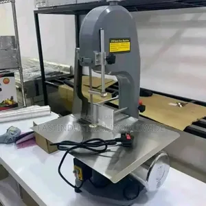 Born Saw Commercial Machine