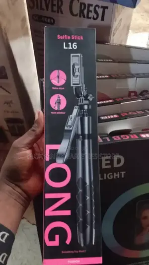 L16 Selfie Stick Tripod Stand