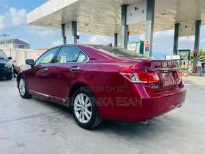 Lexus ES 350 2010 Red