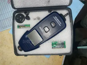 RPM Digital Tachometer Dt2236e