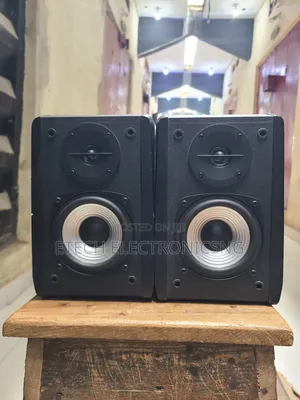 Britz 4.5 Powered Studio Monitor Speaker