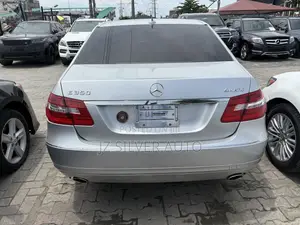 Mercedes-Benz E350 Base 2dr 4Matic Coupe AWD (3.5L 6cyl 7A) 2013 Silver