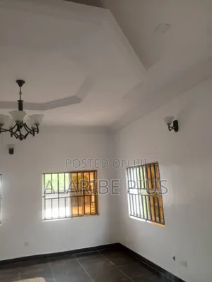 6bdrm Duplex in Estate, Kurudu for sale