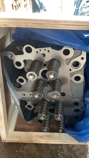 Cummins 855 Top Cylinder