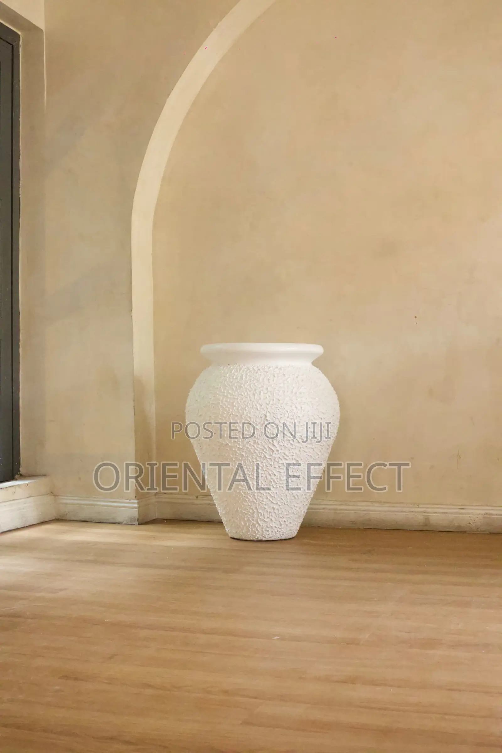 Odemis Pot (White Sandblast)