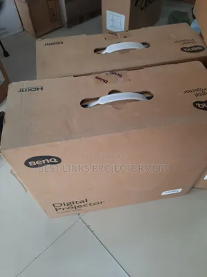 4000 Lumens Benq Digital Projector Available