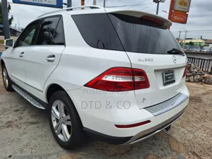 Mercedes-Benz M Class ML350 4MATIC 4dr SUV AWD (3.5L 6cyl 7A) 2015