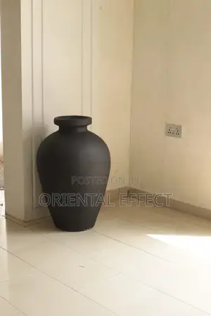 Onasis Pot (Matte Black)