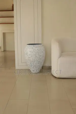 Lake Pot (Rustic Grey)