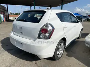 Pontiac Vibe 1.8L 2010 White