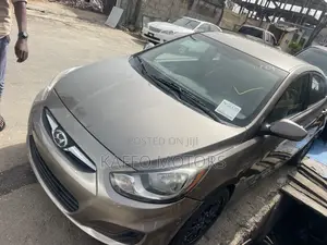 Hyundai Accent GLS 4dr Sedan (1.6L 4cyl 6A) 2014 Brown
