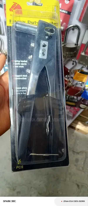 Rhino Hand Riveter