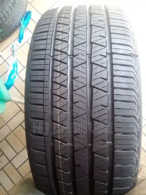 275 40 R22 Continental Non China
