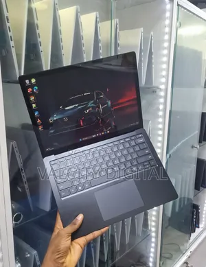 Laptop Microsoft Surface Laptop 5 16GB Intel Core i7 SSD 512GB