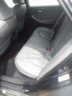 Toyota Avalon XLE FWD Sedan (3.5L V6 8A) 2019 Gray