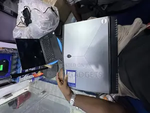 Laptop Dell Alienware 15 R3 16GB Intel Core I7 SSD 512GB