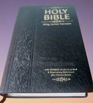 Holy Bible(Kjv)Large Print With 3-Year Bible Reading Planner