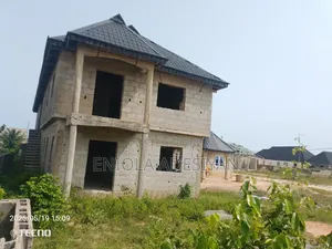 8bdrm Block of Flats in Gbopa Road F, Ikorodu for sale