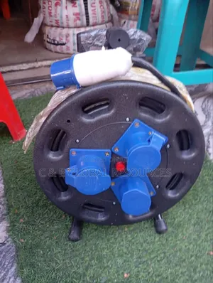 Heavy Duty Extension/Extention Cable Reel (32amp/110-220v)