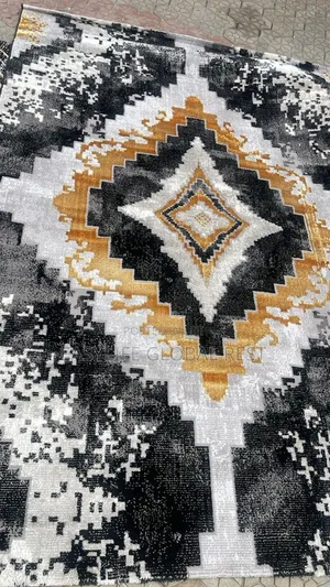 Rug (Center