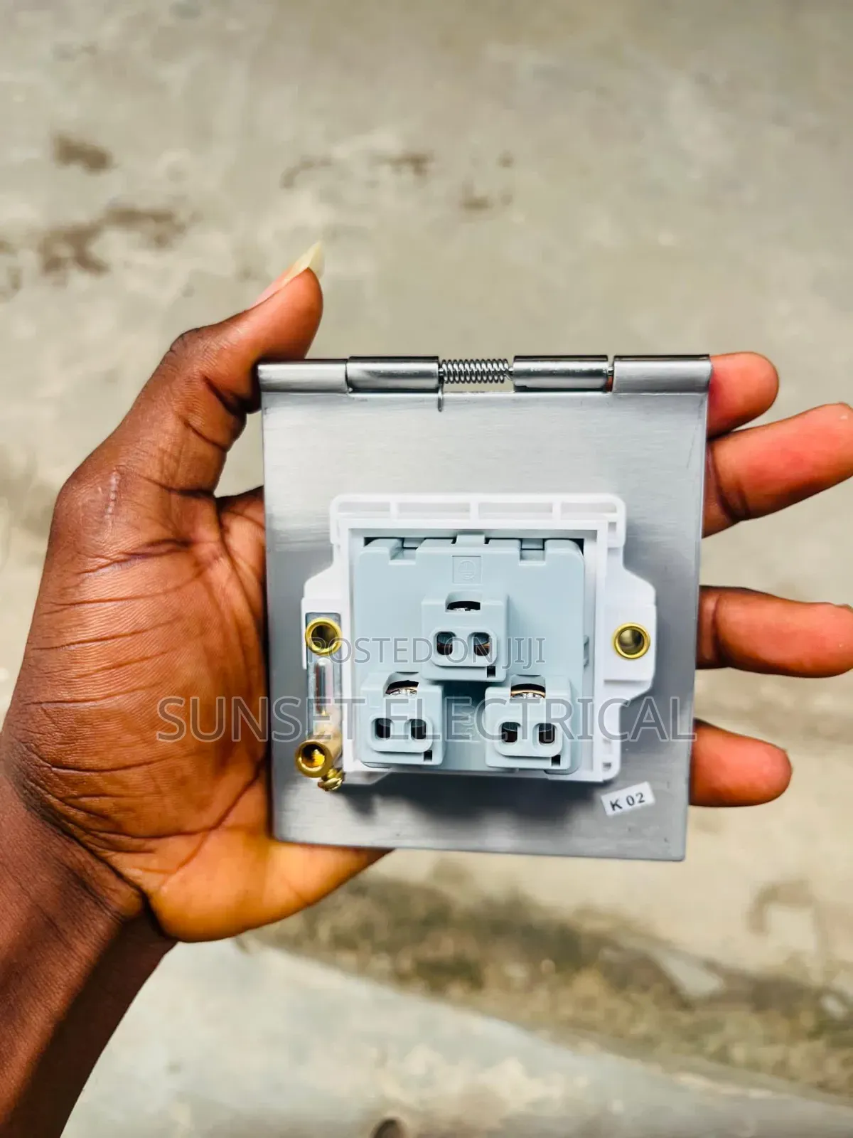 13amps Single Floor Socket