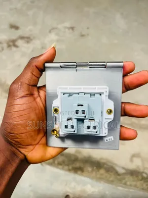 13amps Single Floor Socket