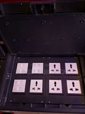 Floor Box With 5 Socket and 6 Data