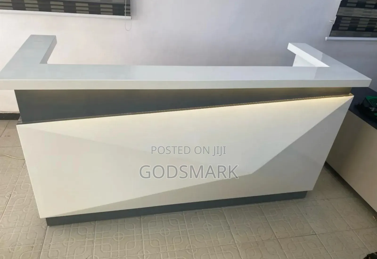 Executive Reception Desk.2 Meter