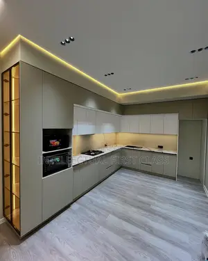 Set of Kitchen Cabinets