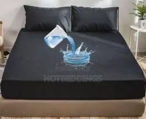 Matured Bed Cover With 2 Pillow Cases