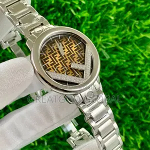 Luxury Fendi Chain Watch Battery for Ladies Silver