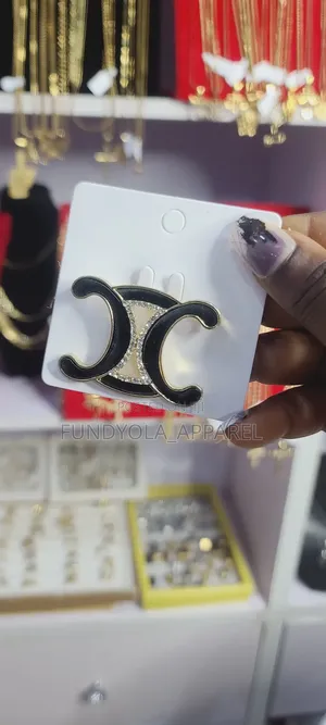 Celine Quality Brooch