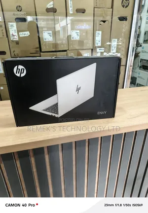 New Laptop HP Envy 14 8GB Intel Core I5 SSD 512GB