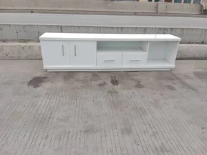 6 Ft Tv Stand / Tv Console