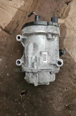 Rav4,Venza,Nx300,Nx400 and Nx450 2020 Hybrid a/C Compressor