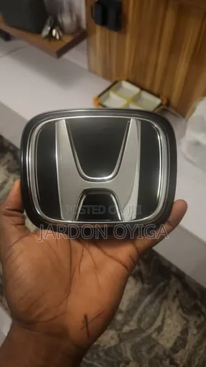 Front Grill Logo Honda CRV 2024