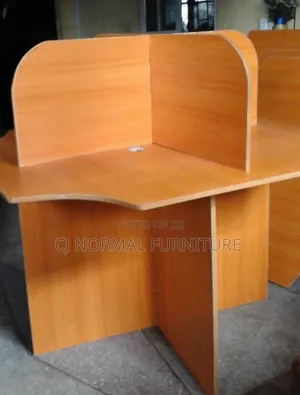 Reading Carrel for 4 Person