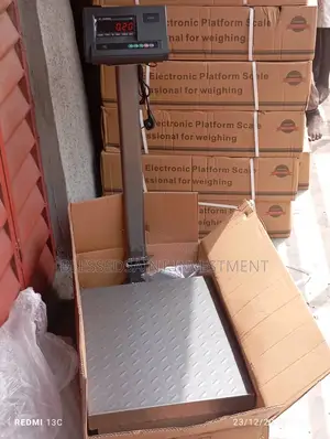 A 12 Platform Digital Scale 300kg