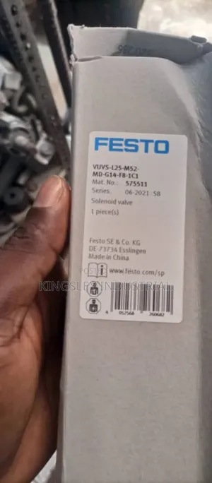 Festo Solenoid Valve Vuvs-L25-M52-Md-G14-F8-1c1
