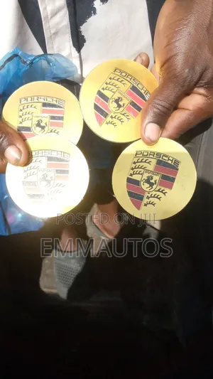Rim Logo Porsche Cayenne