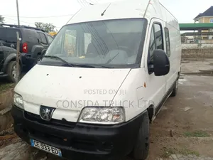 Peugeot Boxer 1998 White