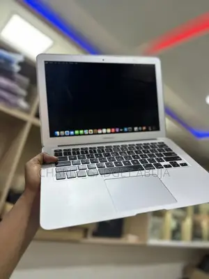 Laptop Apple MacBook Air 2015 8GB Intel Core I5 SSD 128GB