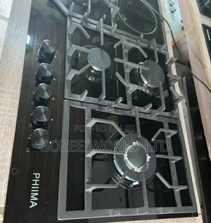 4 Gas and 1 Electric Cooker