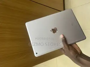 Apple iPad 10.2 (2020) 32 GB Silver