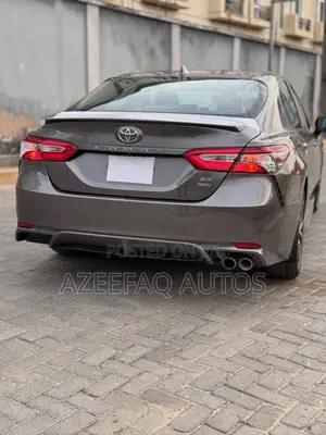 Toyota Camry 2020 Gray