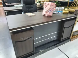Classic Office Table (1.8 Meter)