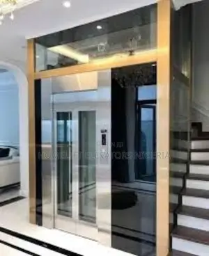 Grand Prix Hydraulic Home Elevator