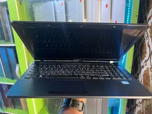 Laptop Samsung NP305V5A 8GB Intel Core I5 HDD 320GB
