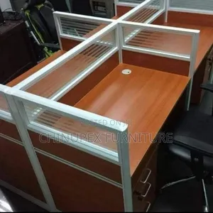 By 4 Seaters Off Workstation